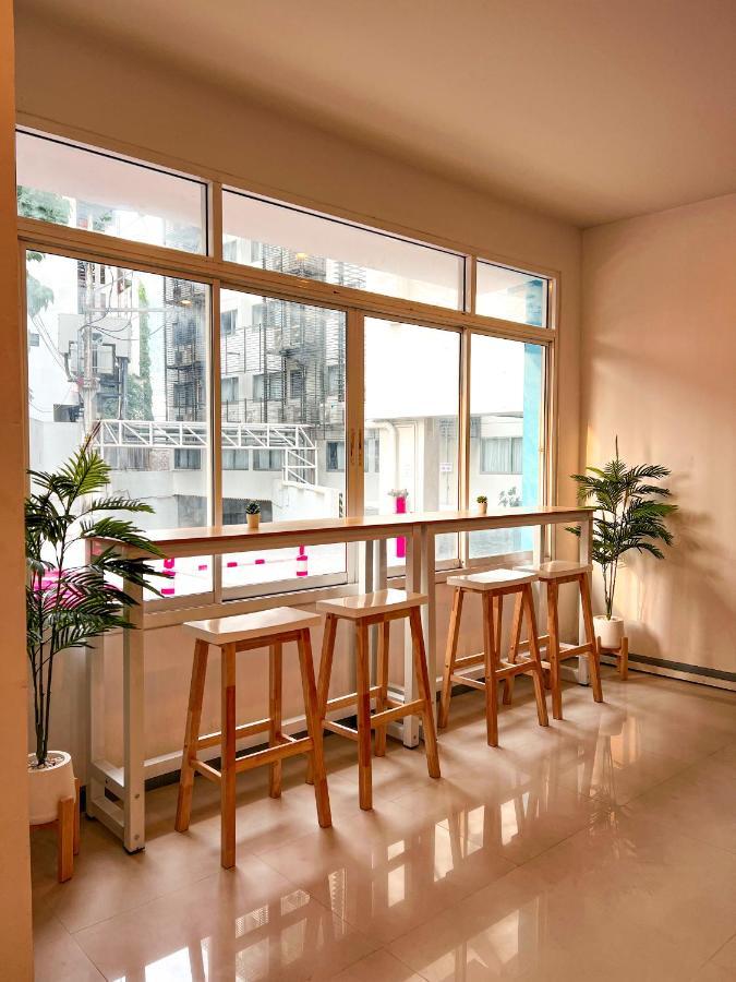 Hotel Baobab Patong Exterior foto